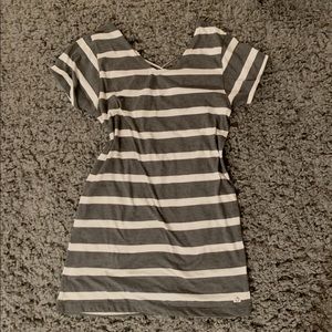 Lagaci open back criss cross dress size medium